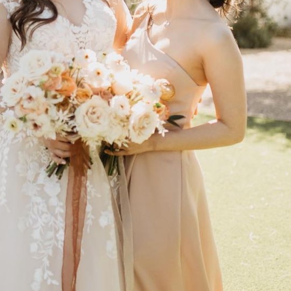 One shoulder David’s bridal dress